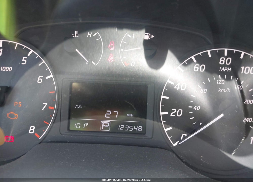 2015 NISSAN SENTRA VIN: 3N1AB7AP2FY313877