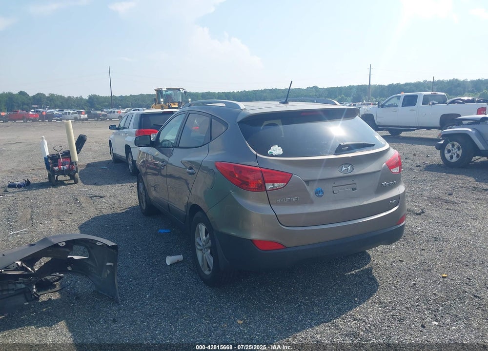 2013 HYUNDAI TUCSON GLS VIN: KM8JUCAC8DU610127