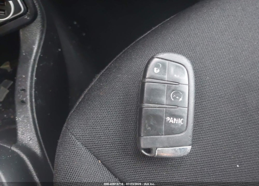 2019 JEEP RENEGADE LATITUDE FWD VIN: ZACNJABB1KPJ84611