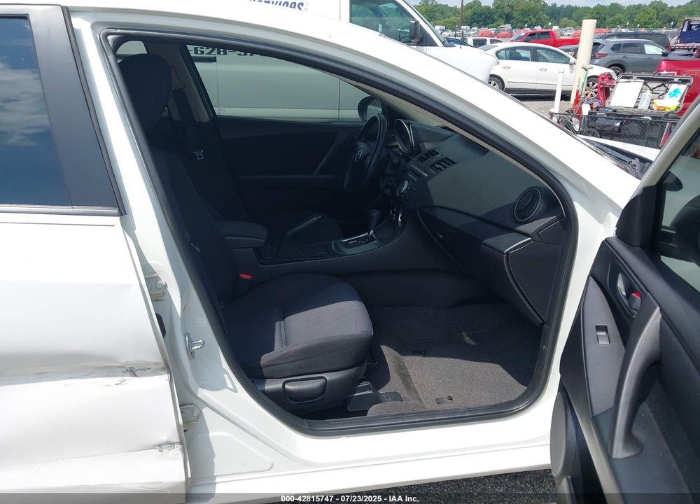 2010 MAZDA 3 I SPORT VIN: JM1BL1SG6A1312495