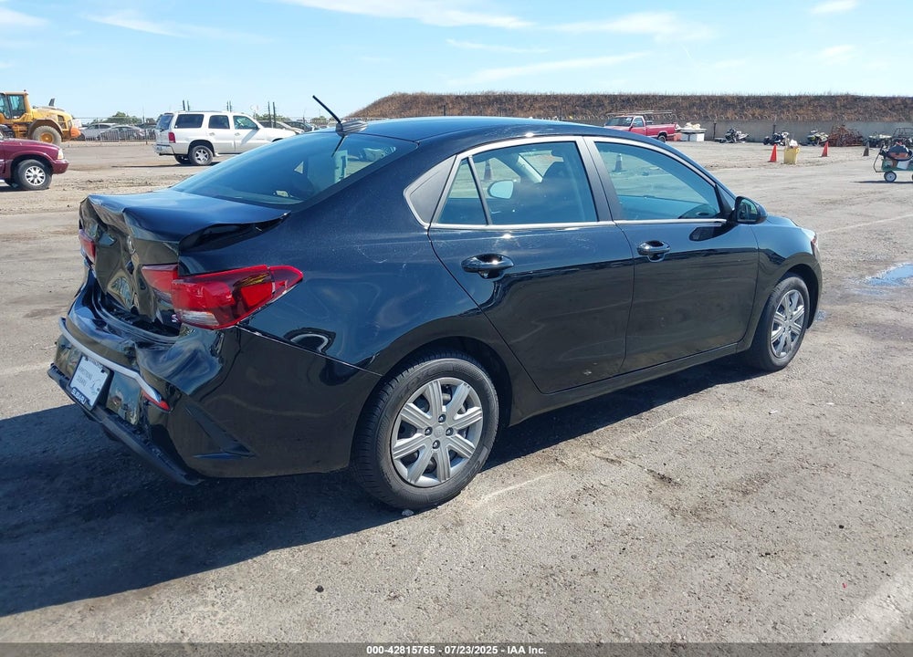 2021 KIA RIO VIN: 3KPA24AD6ME385519