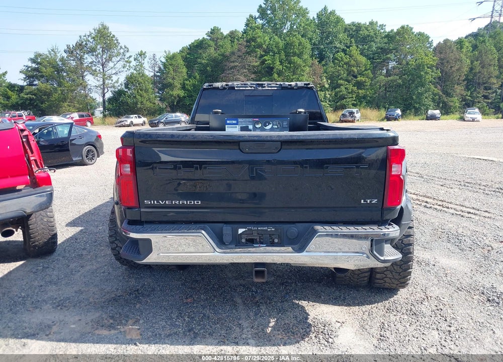 2020 CHEVROLET SILVERADO 3500HD 4WD  LONG BED LTZ VIN: 1GC4YUEY9LF213739