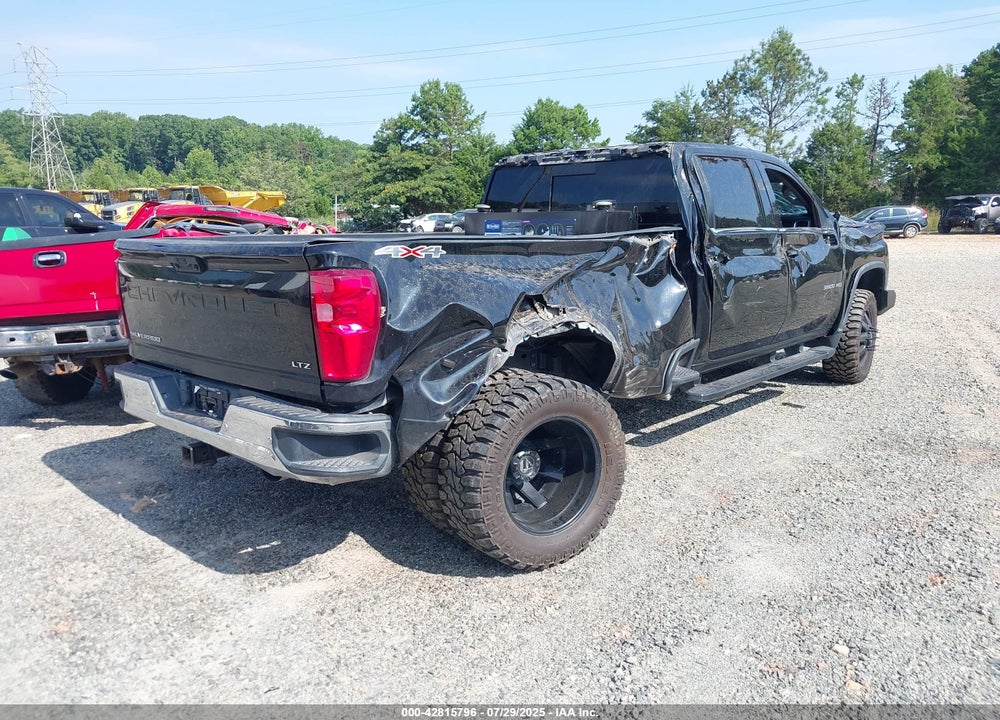 2020 CHEVROLET SILVERADO 3500HD 4WD  LONG BED LTZ VIN: 1GC4YUEY9LF213739
