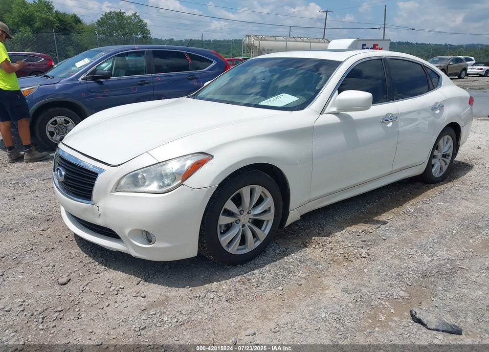 2011 INFINITI M37 VIN: JN1BY1AP5BM325437