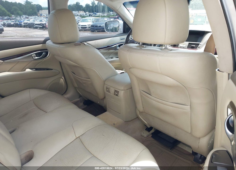 2011 INFINITI M37 VIN: JN1BY1AP5BM325437