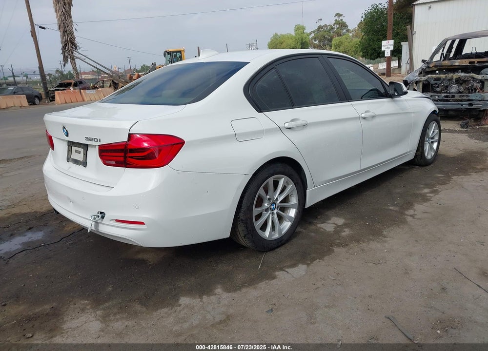 2016 BMW 3 SERIES VIN: WBA8A9C55GK618230