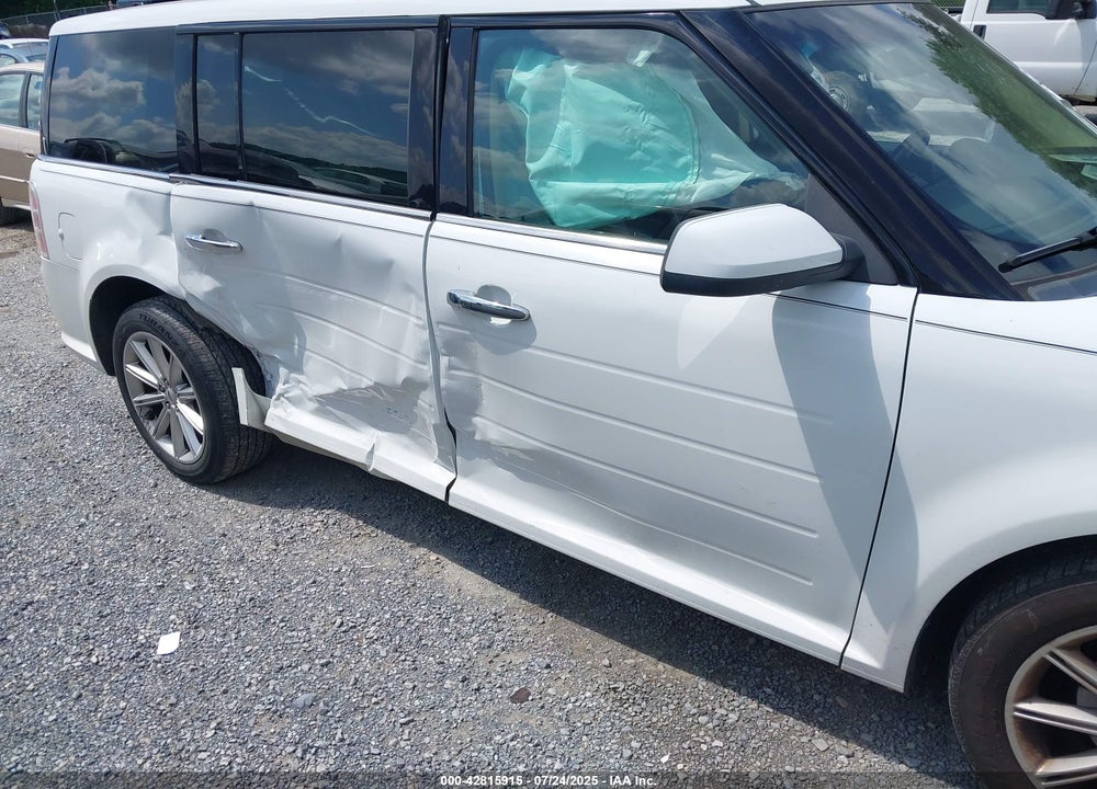 2017 FORD FLEX VIN: 2FMHK6D87HBA01832