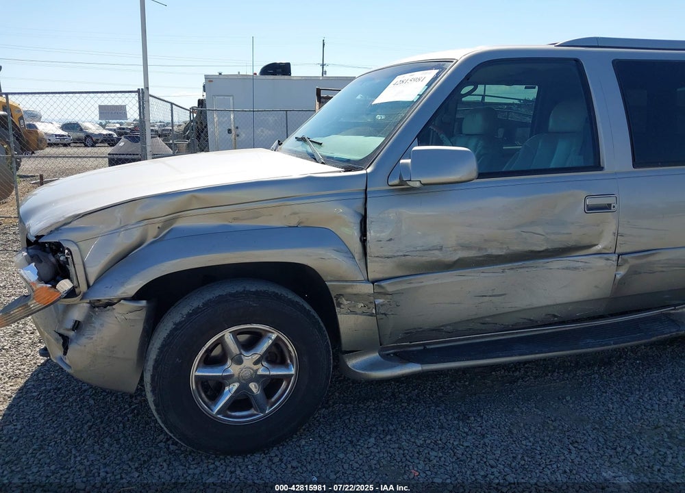2000 CADILLAC ESCALADE STANDARD VIN: 1GYEK63R1YR203395