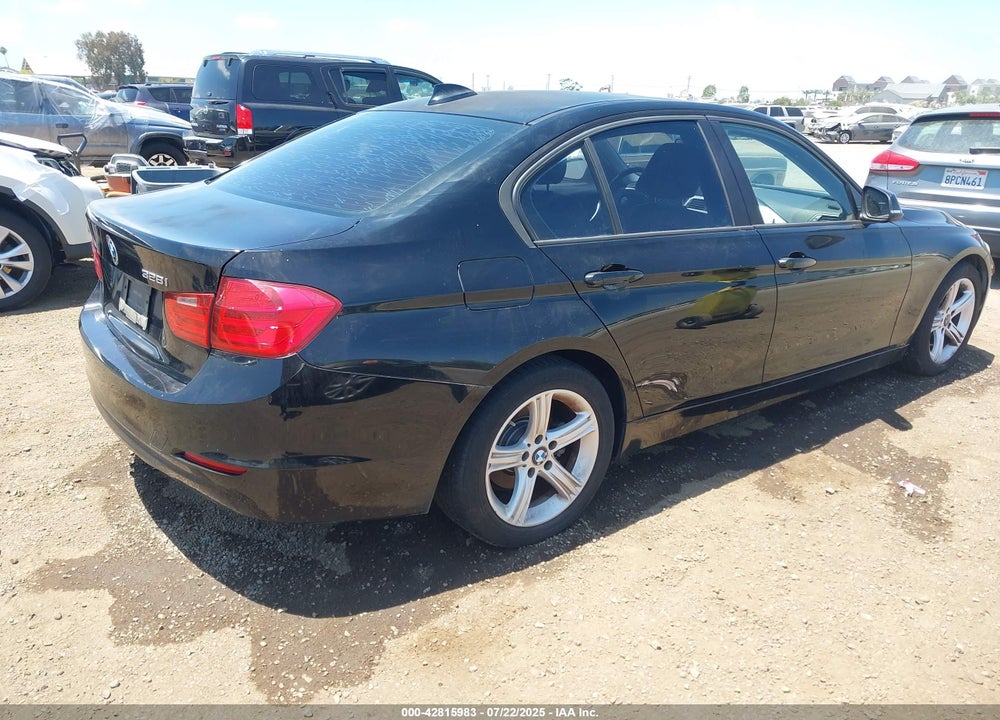 2013 BMW 3 SERIES VIN: WBA3C1G55DNR46905