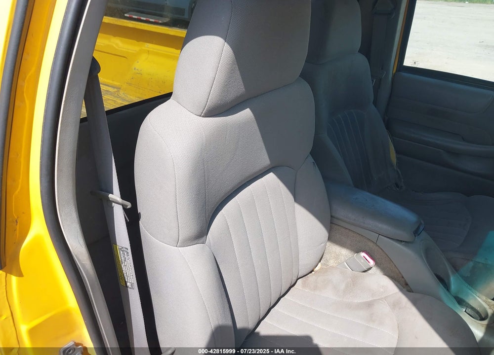 2003 CHEVROLET S-10 VIN: 1GCCS14H138139069
