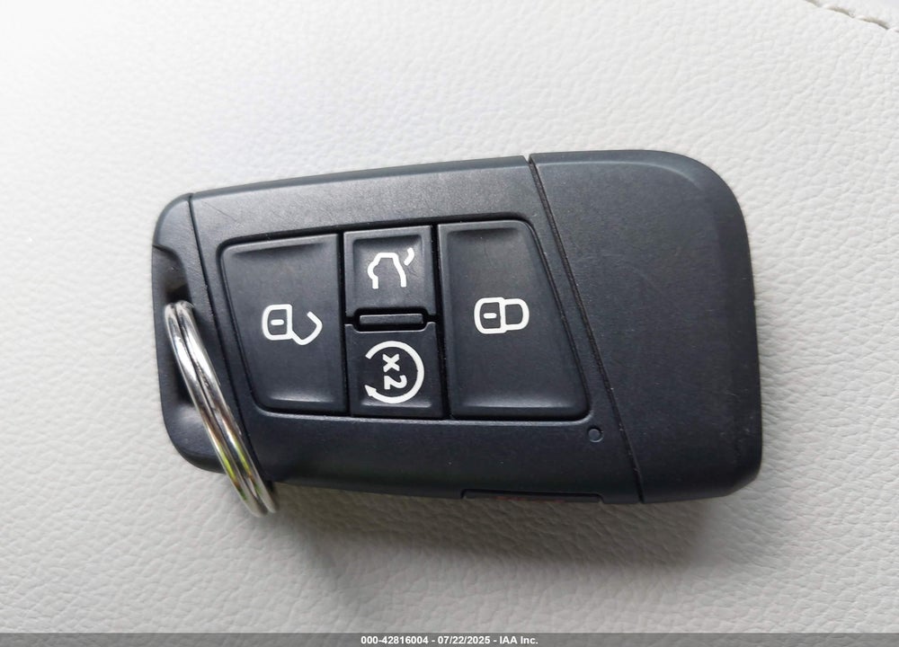 2024 VOLKSWAGEN TIGUAN VIN: 3VVNB7AX0RM057508