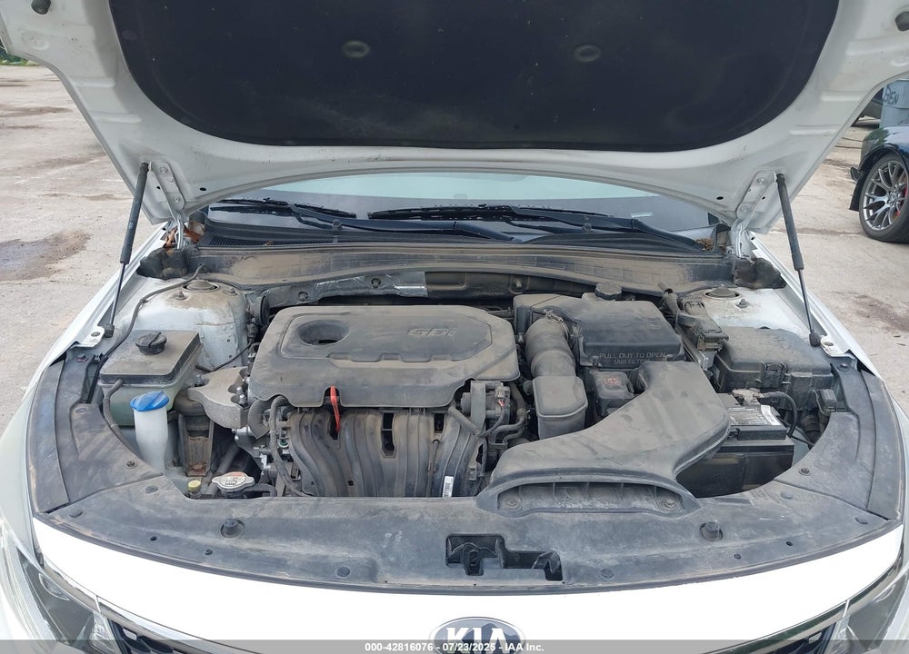 2016 KIA OPTIMA VIN: 5XXGU4L32GG080605