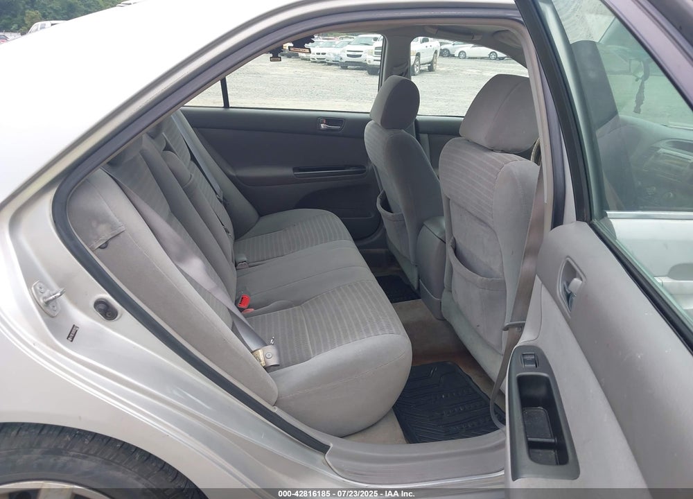 2005 TOYOTA CAMRY LE VIN: 4T1BE32K05U519121