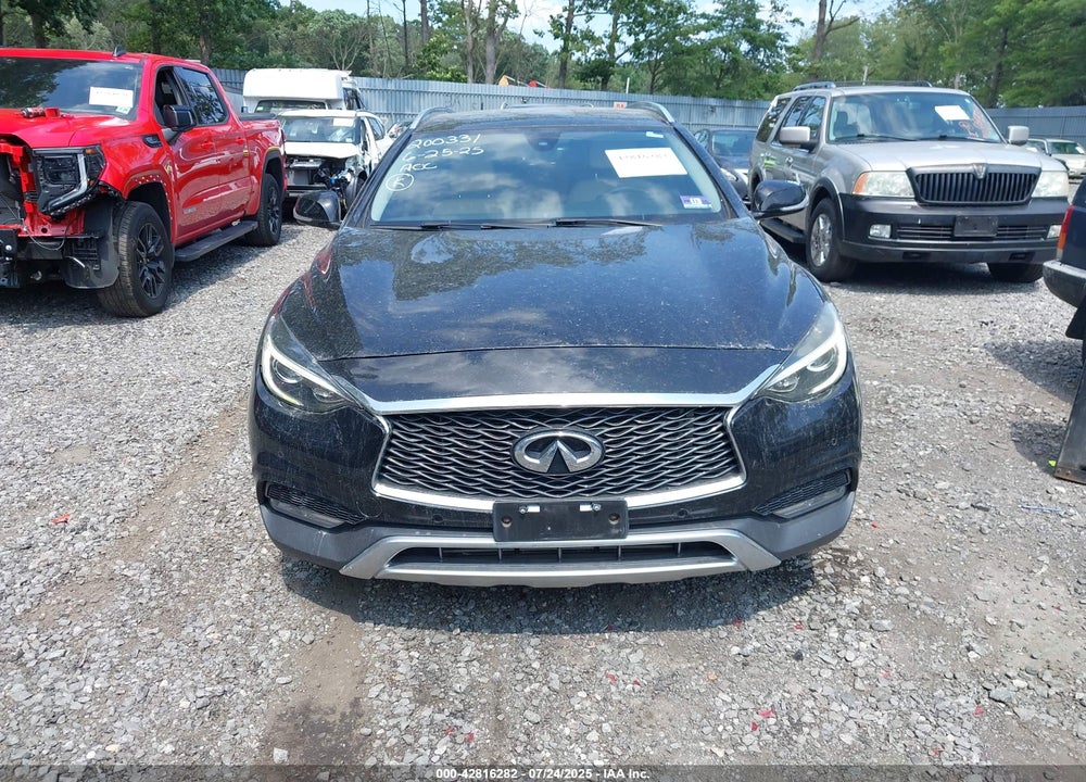 2018 INFINITI QX30 VIN: SJKCH5CR3JA045357