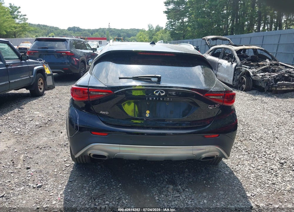 2018 INFINITI QX30 VIN: SJKCH5CR3JA045357