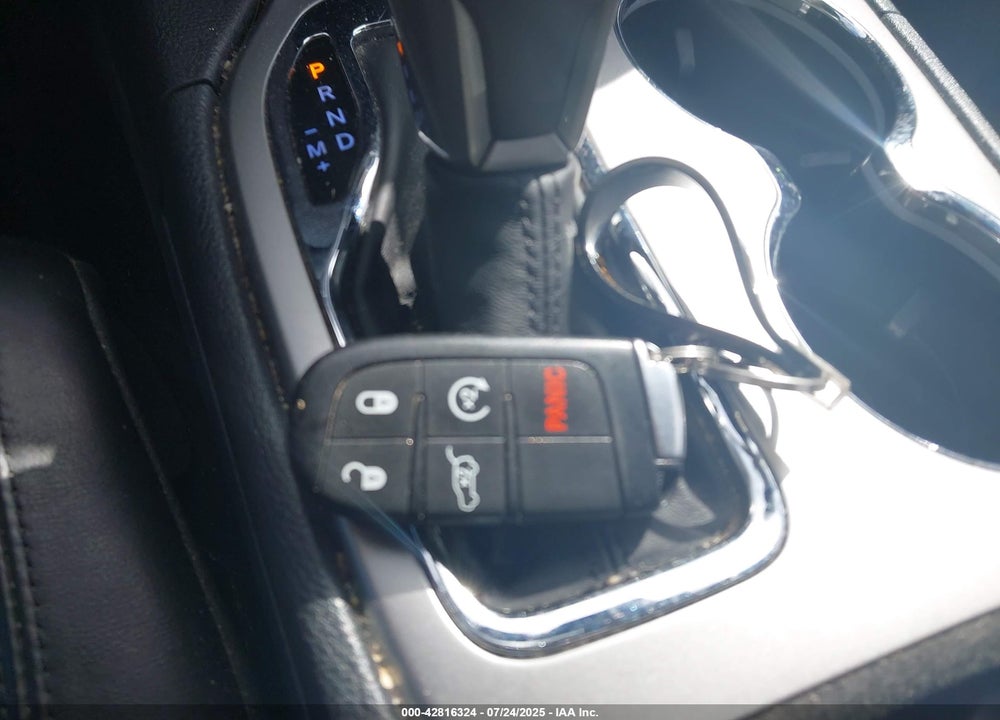 2018 JEEP GRAND CHEROKEE VIN: 1C4RJFAG6JC390055