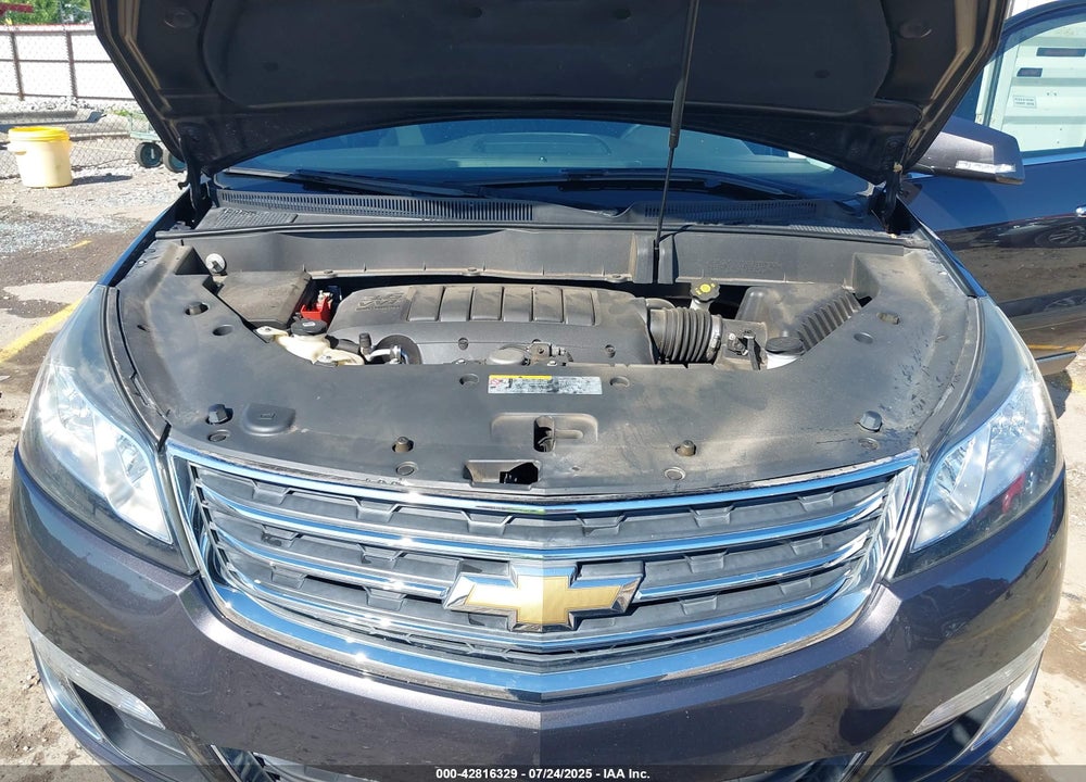 2015 CHEVROLET TRAVERSE VIN: 1GNKRGKD2FJ311981