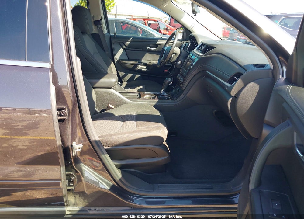 2015 CHEVROLET TRAVERSE VIN: 1GNKRGKD2FJ311981