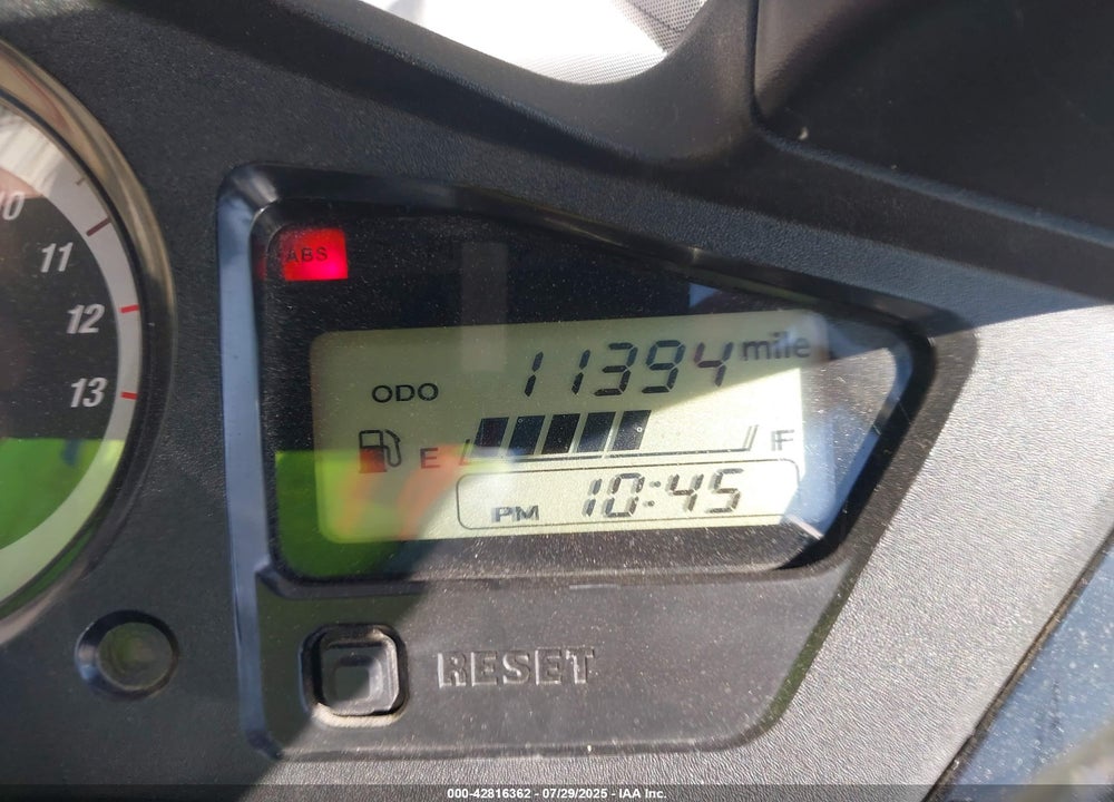 2009 HONDA VFR800 VIN: JH2RC46E29K100022