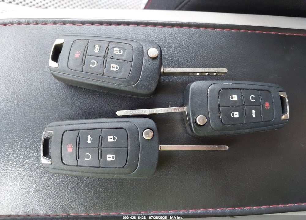 2011 CHEVROLET EQUINOX VIN: 2CNFLNE51B6212382