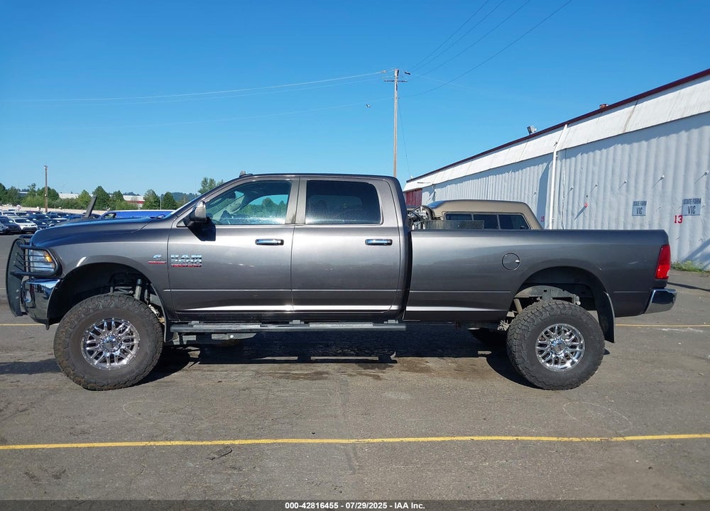 2015 RAM 2500 VIN: 3C6UR5JL8FG611211