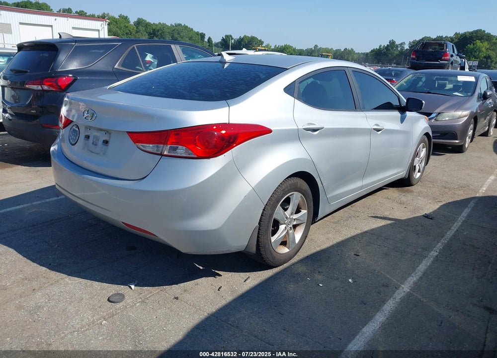 2013 HYUNDAI ELANTRA VIN: 5NPDH4AE6DH254767