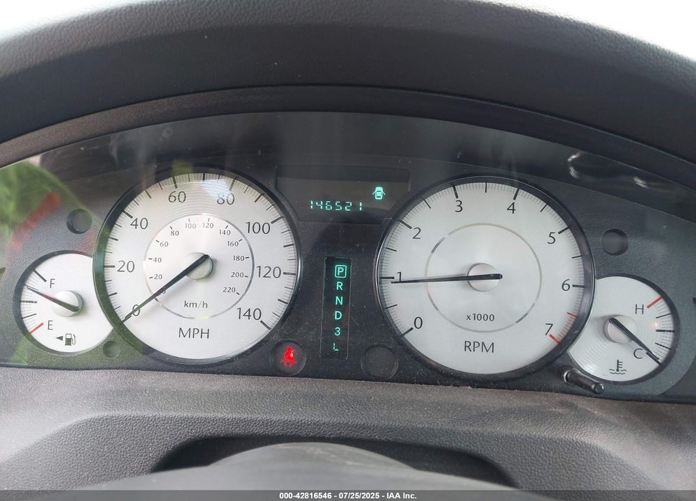 2008 CHRYSLER 300 VIN: 2C3LA43R08H192737