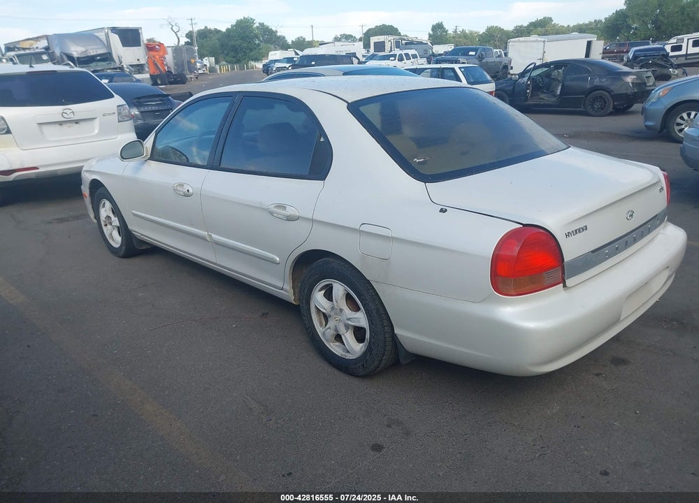 2000 HYUNDAI SONATA GLS V6 VIN: KMHWF35V4YA230673