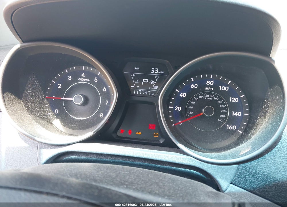 2016 HYUNDAI ELANTRA VIN: 5NPDH4AE4GH796695