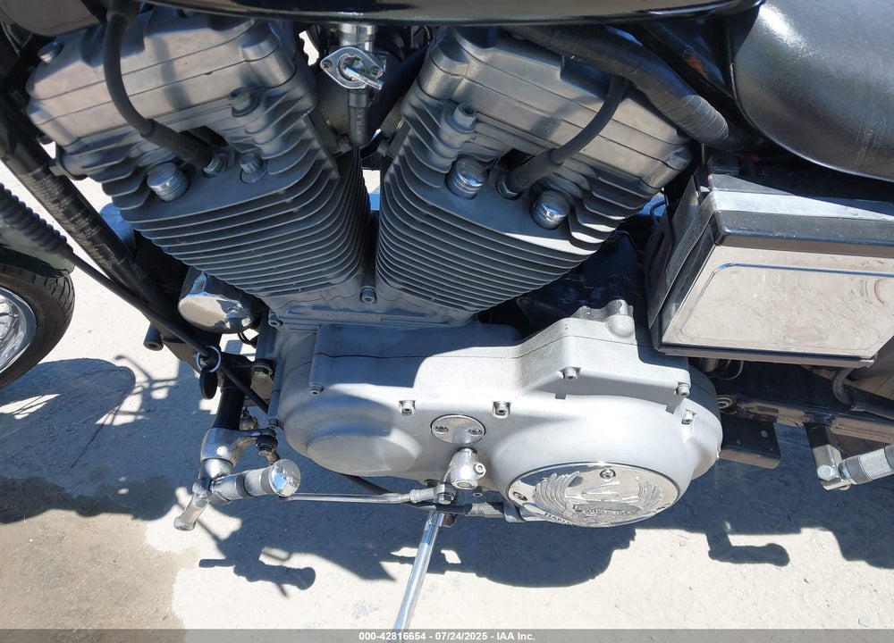 2002 HARLEY-DAVIDSON XL883 C VIN: 1HD4CJM322K159238