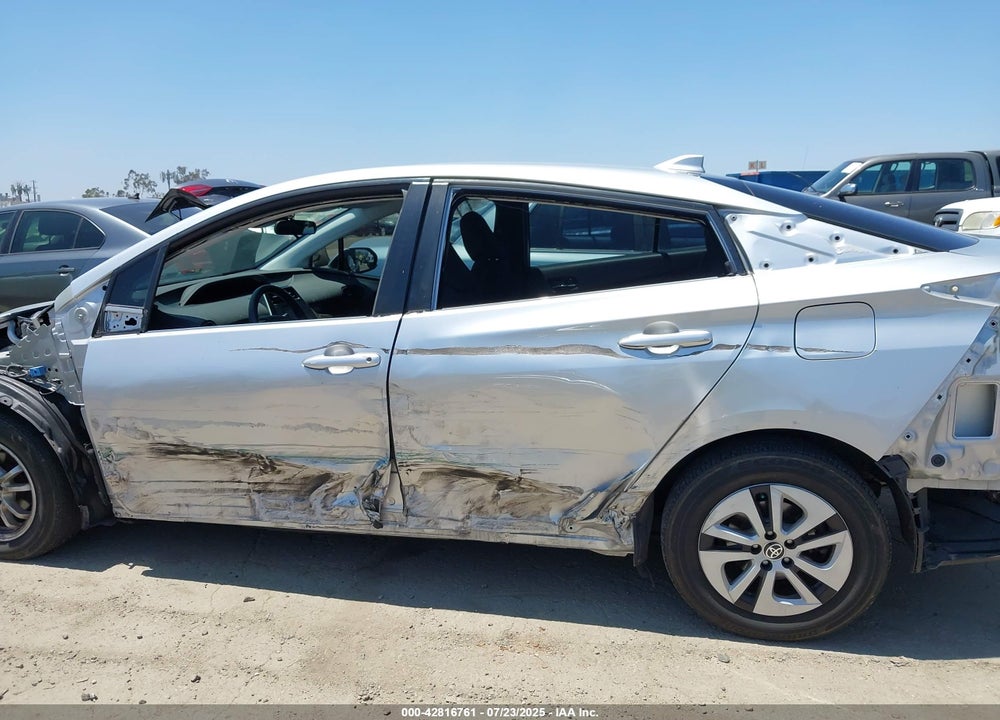 2017 TOYOTA PRIUS VIN: JTDKARFU3H3043830
