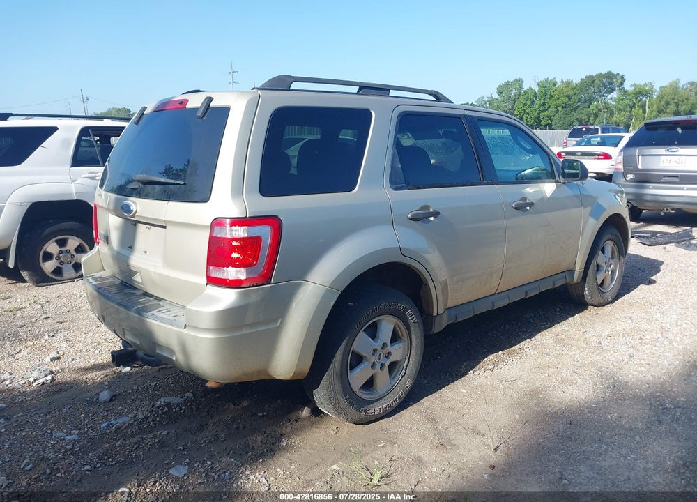 2011 FORD ESCAPE VIN: 1FMCU9D76BKC05452