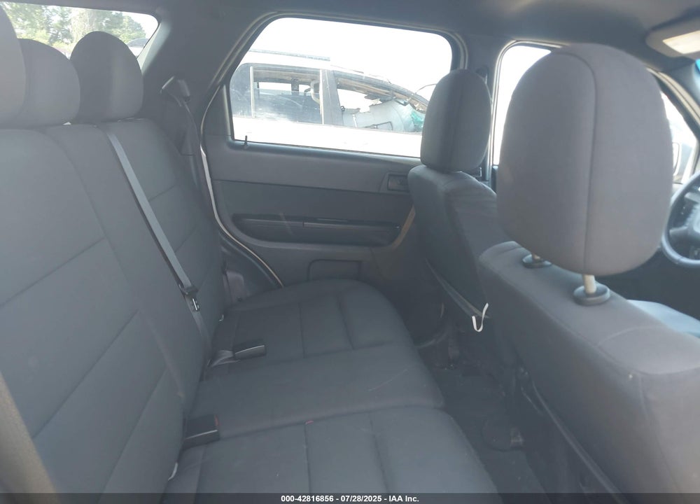 2011 FORD ESCAPE VIN: 1FMCU9D76BKC05452