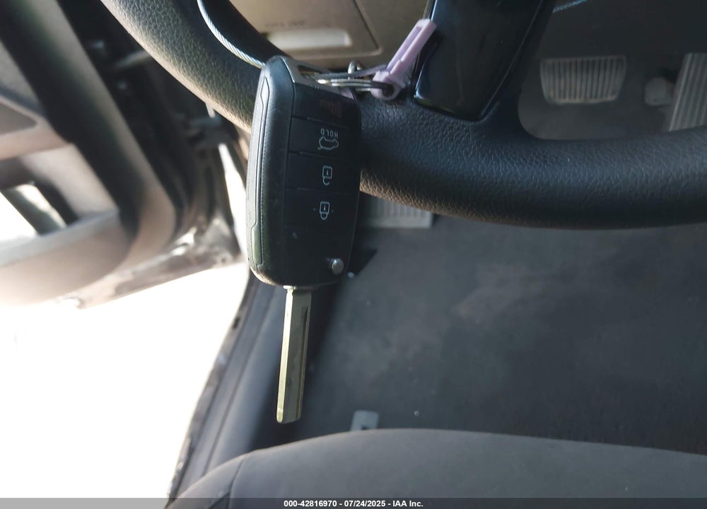2019 KIA SORENTO VIN: 5XYPG4A32KG473678