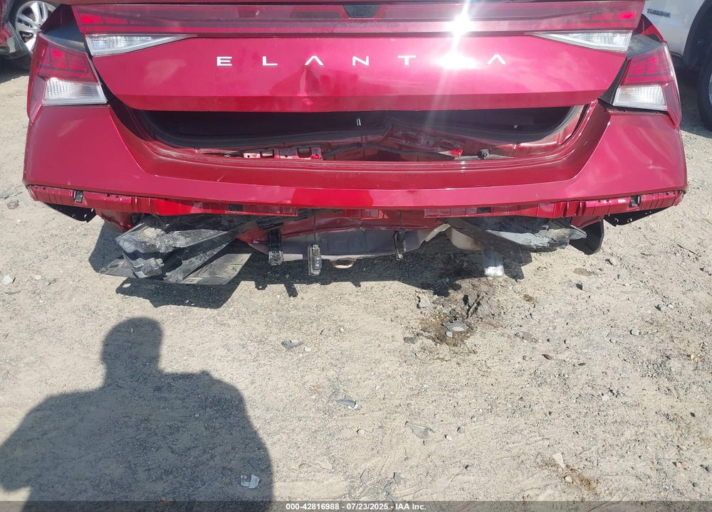 2024 HYUNDAI ELANTRA VIN: KMHLS4DG8RU766713