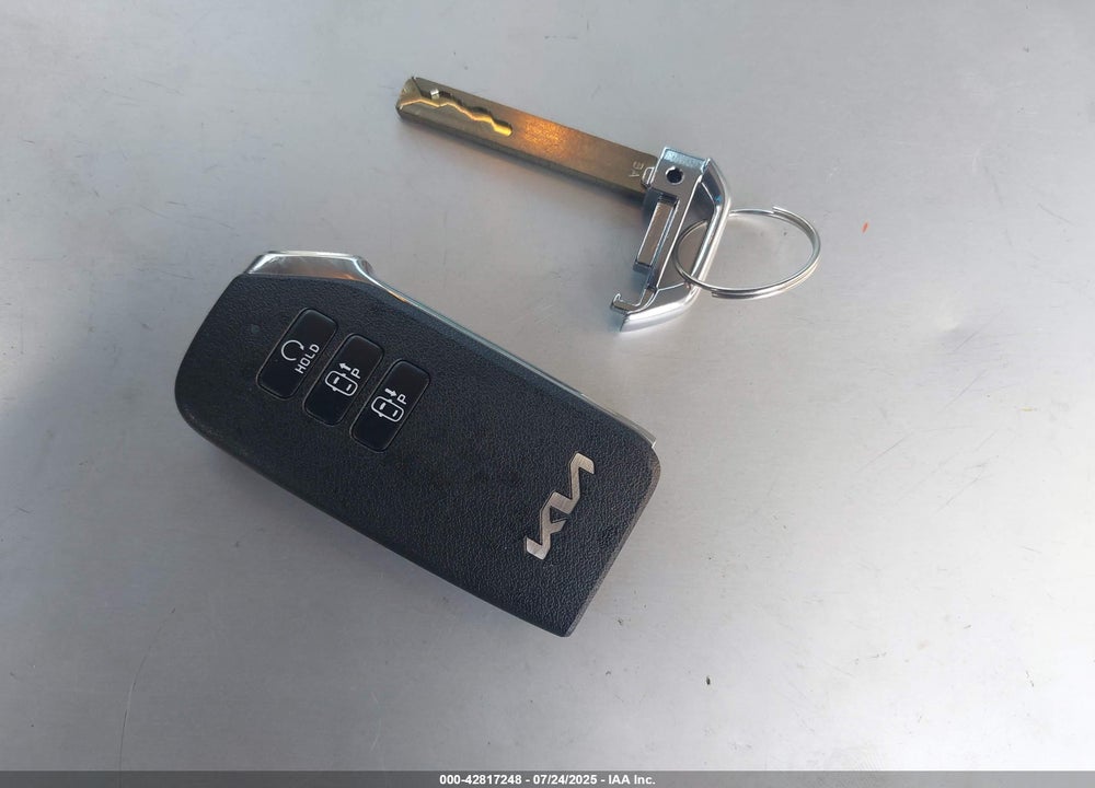 2023 KIA SPORTAGE HYBRID VIN: KNDPZDAH4P7083790