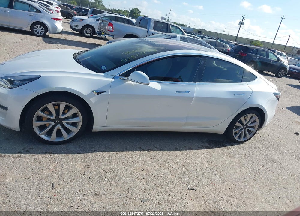 2019 TESLA MODEL 3 VIN: 5YJ3E1EA8KF326770