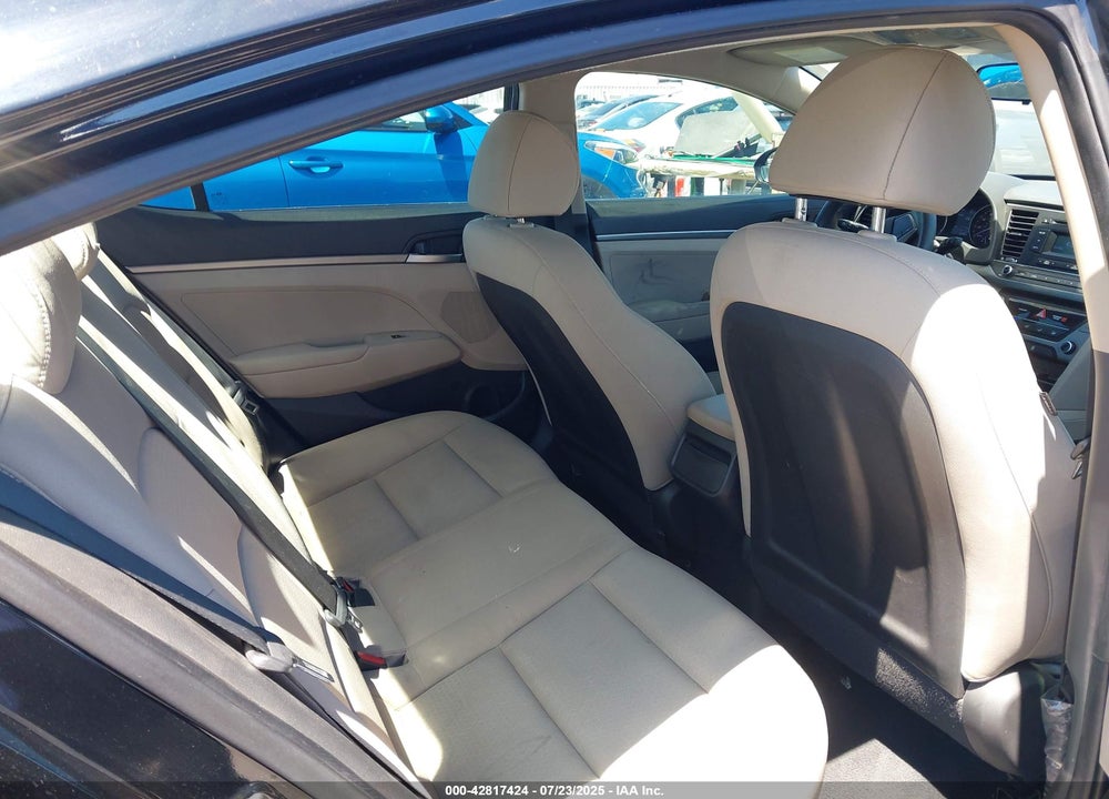 2017 HYUNDAI ELANTRA SE VIN: KMHD74LF4HU089608