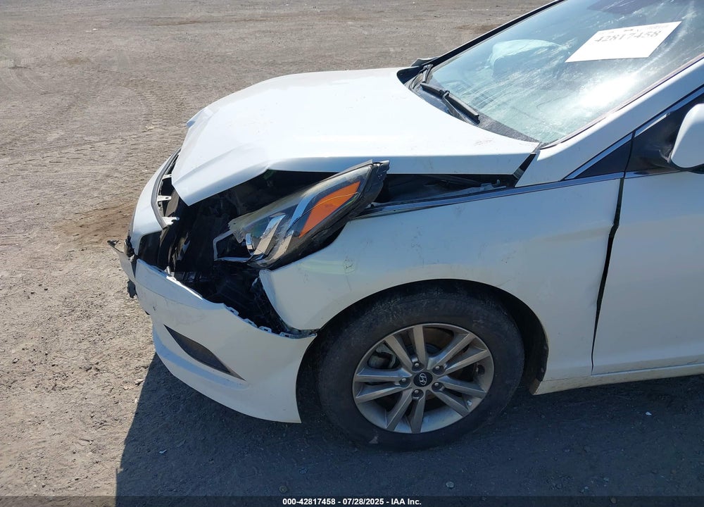 2016 HYUNDAI SONATA VIN: 5NPE24AF0GH392128
