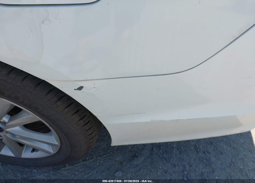 2016 HYUNDAI SONATA VIN: 5NPE24AF0GH392128