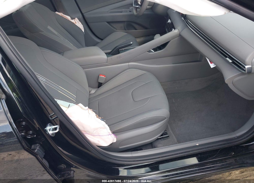 2025 HYUNDAI ELANTRA VIN: KMHLM4DG3SU998734