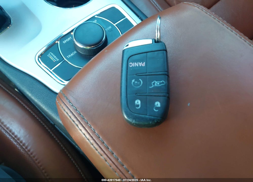 2014 JEEP GRAND CHEROKEE SRT8 VIN: 1C4RJFDJ4EC498445
