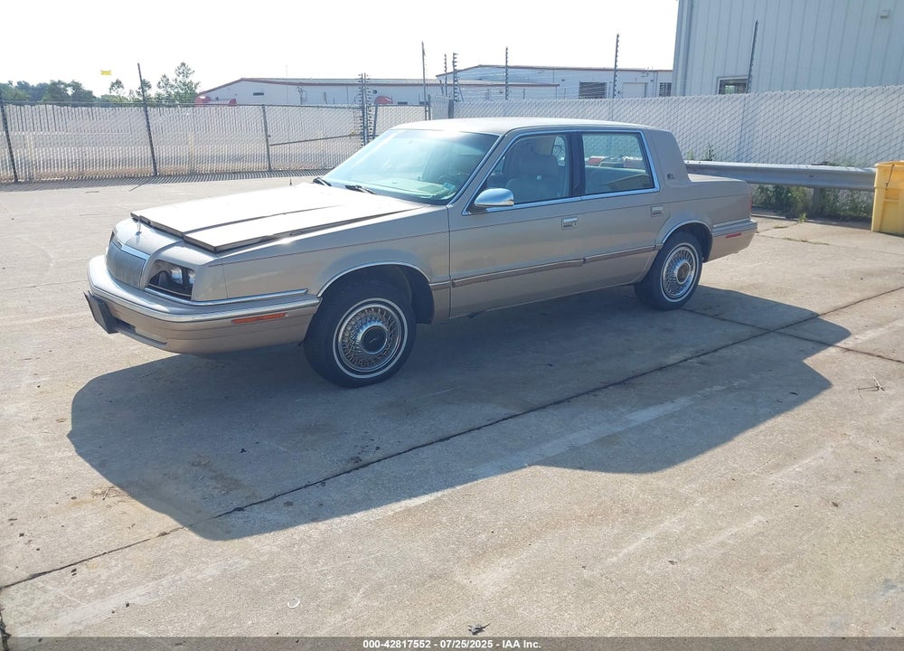1993 CHRYSLER NEW YORKER C-BODY SALON VIN: 1C3XC66R3PD206189