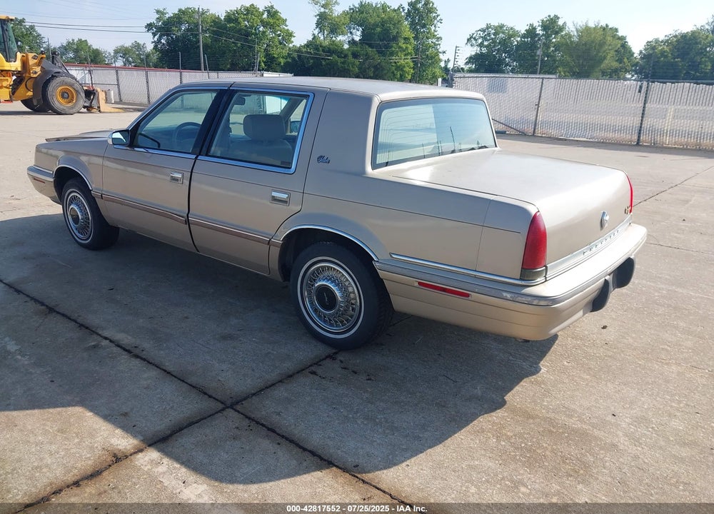 1993 CHRYSLER NEW YORKER C-BODY SALON VIN: 1C3XC66R3PD206189