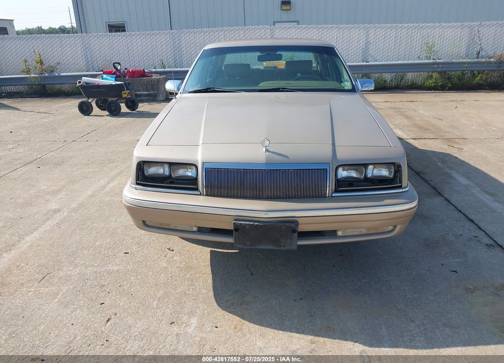 1993 CHRYSLER NEW YORKER C-BODY SALON VIN: 1C3XC66R3PD206189