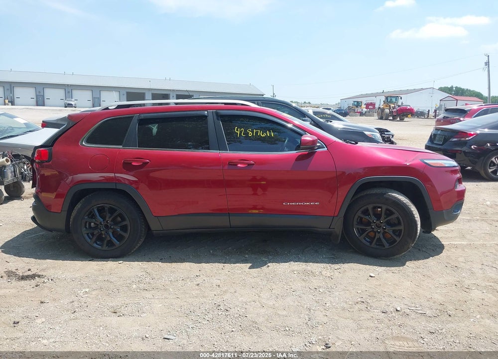 2017 JEEP CHEROKEE VIN: 1C4PJLCB3HW507798