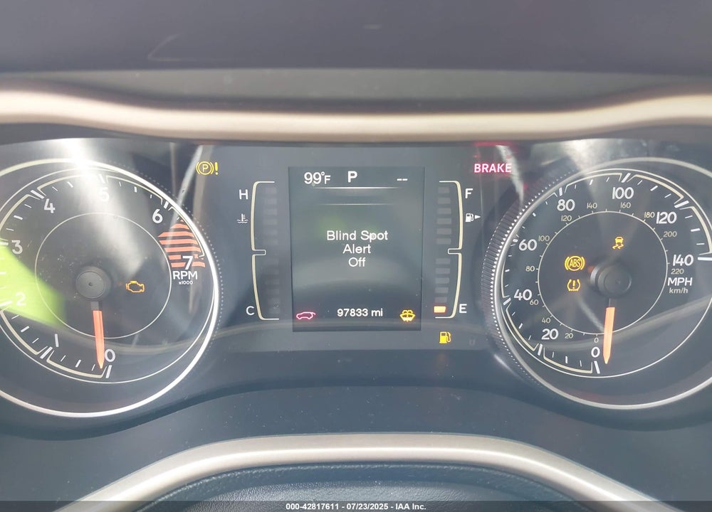 2017 JEEP CHEROKEE VIN: 1C4PJLCB3HW507798