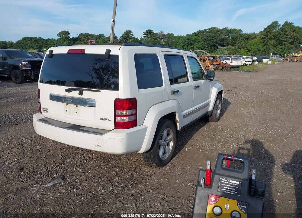 2008 JEEP LIBERTY VIN: 1J8GN58K58W232131
