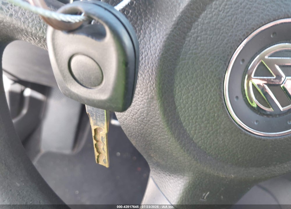 2012 VOLKSWAGEN JETTA VIN: 3VWDX7AJ4CM114305