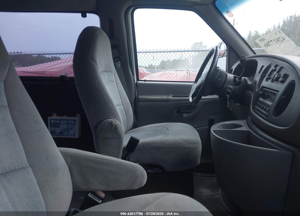 2000 FORD E-250 COMMERCIAL/RECREATIONAL VIN: 1FTNE24L3YHA24863